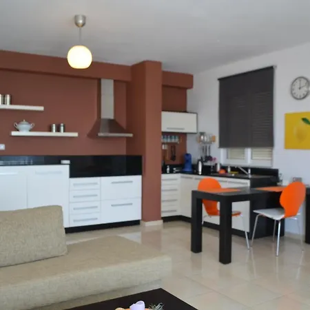 Jeni Apartment 公寓